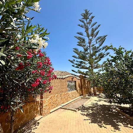Casa Rural El Pomelo Сурхена Экстерьер фото